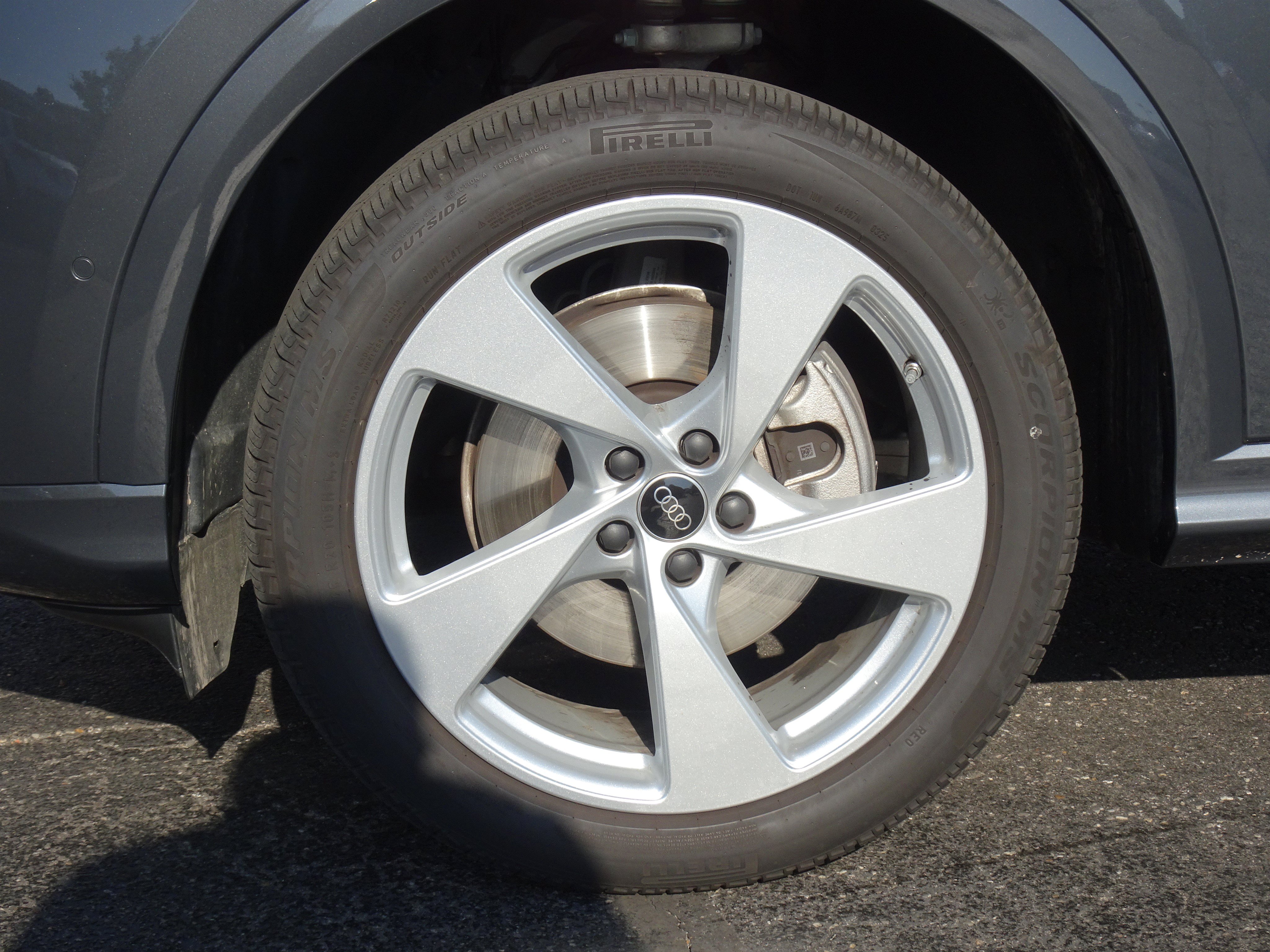 Certified 2025 Audi Q5 Premium Plus w/ Premium Plus AWD/4WD image 15