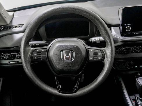 Used 2023 Honda Accord LX image 21