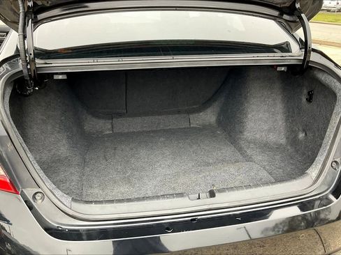 Used 2018 Honda Accord Touring image 33