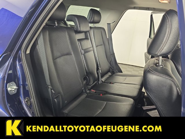 Used 2021 Toyota 4Runner Limited AWD/4WD image 31