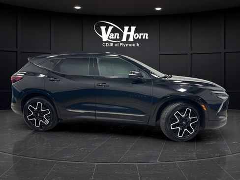 Used 2023 Chevrolet Blazer RS AWD/4WD image 8