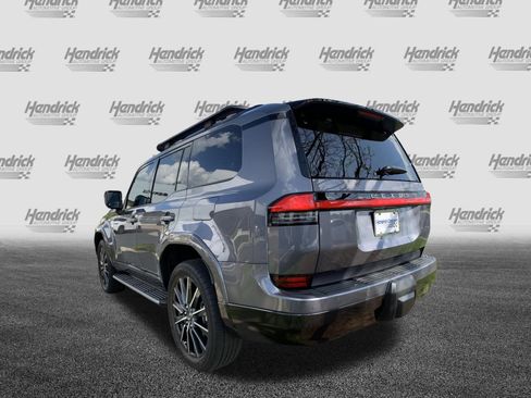 Certified 2024 Lexus GX 550 w/ Accessory Package (2T) AWD/4WD image 8