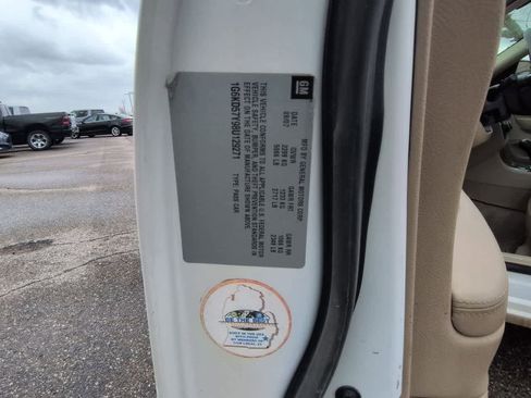 Used 2008 Cadillac DTS w/ Sun And Sound Package image 29