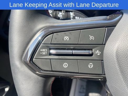 Used 2026 Chevrolet Traverse RS AWD/4WD image 16