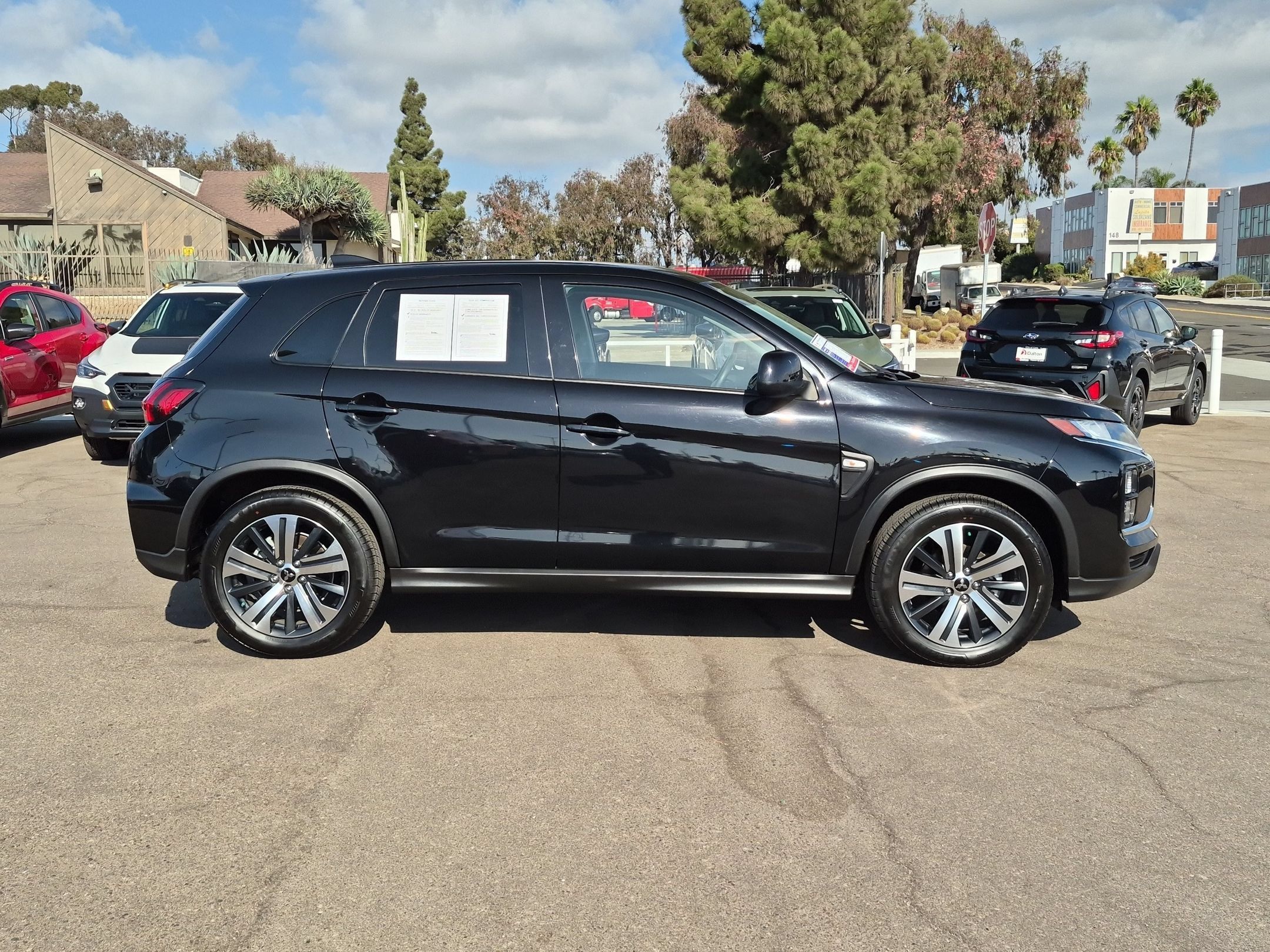 Used 2025 Mitsubishi Outlander Sport ES AWD/4WD image 5