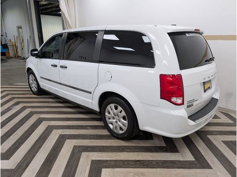 Used 2014 Dodge Grand Caravan American Value Package w/ UConnect Hands-Free Group image 22