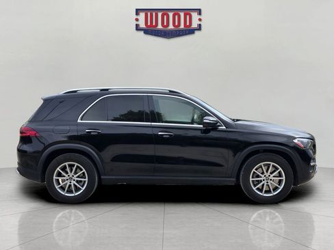 Used 2024 Mercedes-Benz GLE 450e 4MATIC image 2