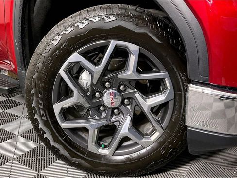 Used 2024 GMC Sierra 1500 SLT w/ SLT Premium Plus Package image 11