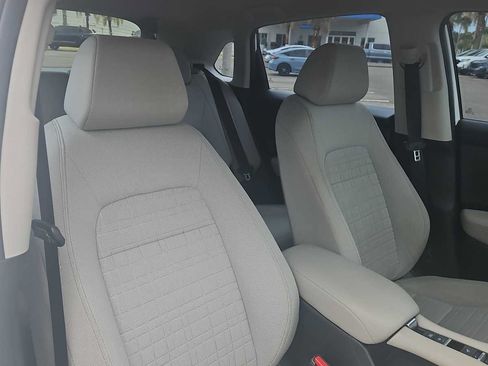 Used 2023 Honda HR-V LX image 24