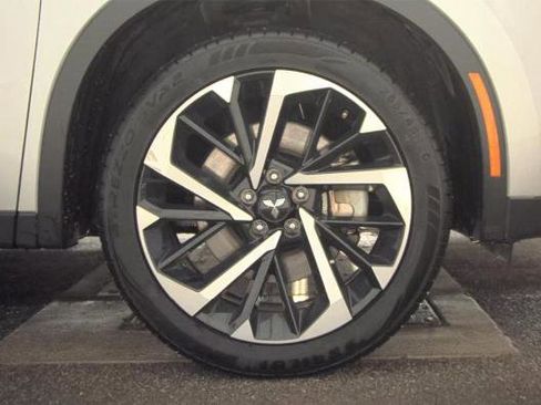 Used 2024 Mitsubishi Outlander SE Black Edition image 11