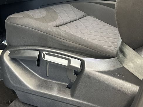 Used 2021 Volkswagen Atlas S image 12