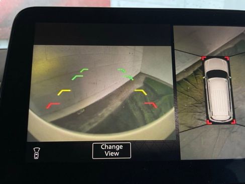 Used 2021 Nissan Armada SL w/ Captain's Chairs Package image 55