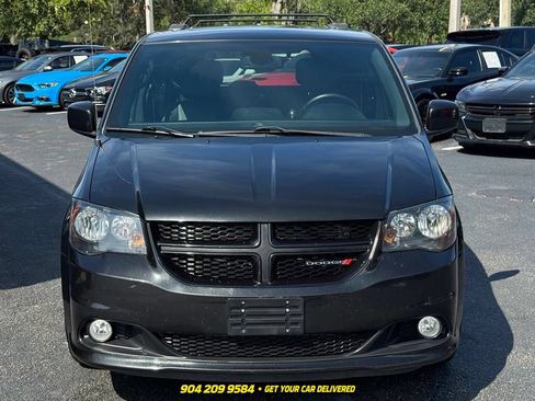 Used 2019 Dodge Grand Caravan GT FWD image 11