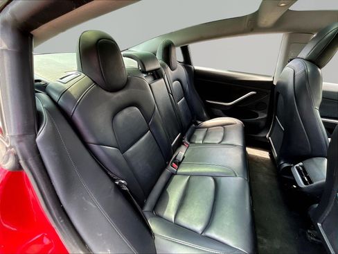 Used 2022 Tesla Model 3 Standard Range RWD image 24