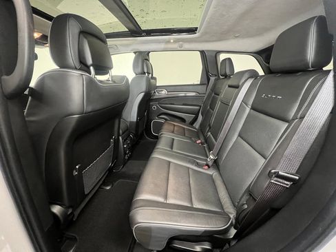 Used 2021 Jeep Grand Cherokee Summit image 5