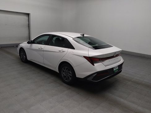 Used 2024 Hyundai Elantra SEL FWD image 5
