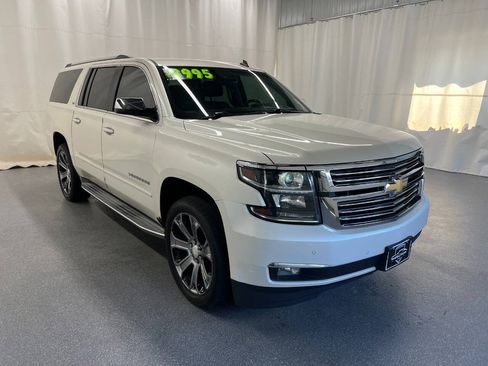 Used 2015 Chevrolet Suburban LTZ AWD/4WD image 3