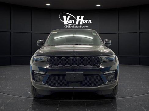 New 2025 Jeep Grand Cherokee Limited w/ Luxury Tech Group II image 12