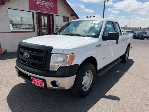 Used 2014 Ford F150 XL w/ Equipment Group 101A Mid AWD/4WD image 4