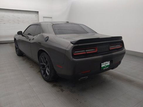 Used 2021 Dodge Challenger SXT w/ Blacktop Package image 5