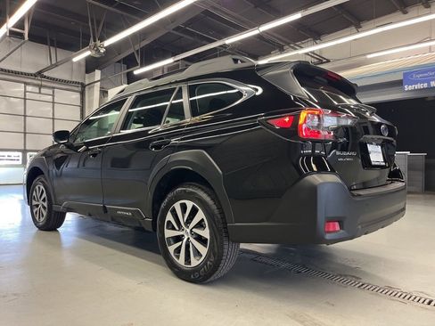 Used 2025 Subaru Outback w/ Popular Package #1A image 5