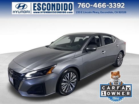 Used 2024 Nissan Altima 2.5 SV image 1