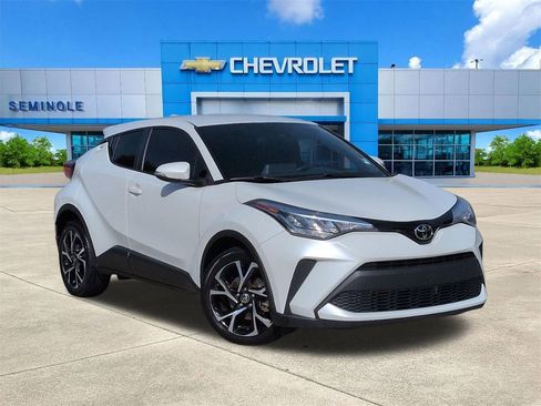 Used 2021 Toyota C-HR XLE image 1