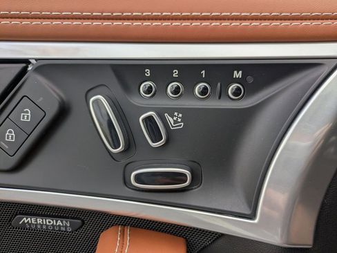 Used 2024 Jaguar F-TYPE R-Dynamic image 18