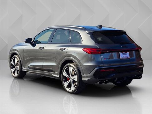 New 2025 Audi SQ5 Premium Plus image 4