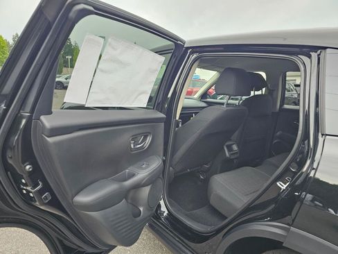 New 2027 Honda HR-V LX image 18