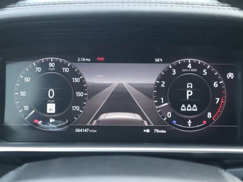 Used 2020 Land Rover Range Rover HSE image 17