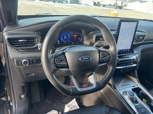 Used 2023 Ford Explorer ST w/ Equipment Group 401A image 27
