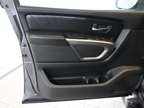 Used 2015 Nissan Armada SV AWD/4WD image 21