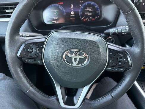 Used 2023 Toyota RAV4 XSE AWD/4WD image 27