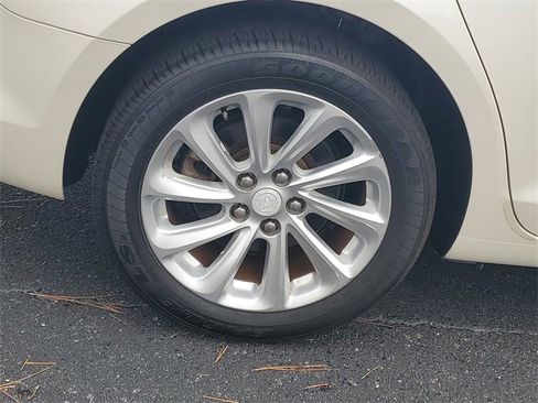 Used 2014 Buick LaCrosse Leather image 7