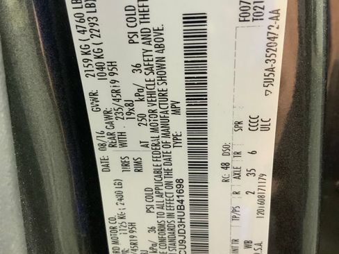 Used 2017 Ford Escape Titanium AWD/4WD image 37