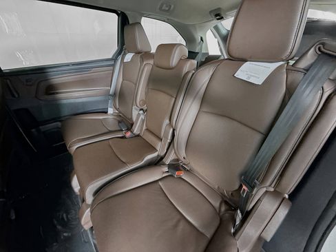 New 2026 Honda Odyssey Touring image 30