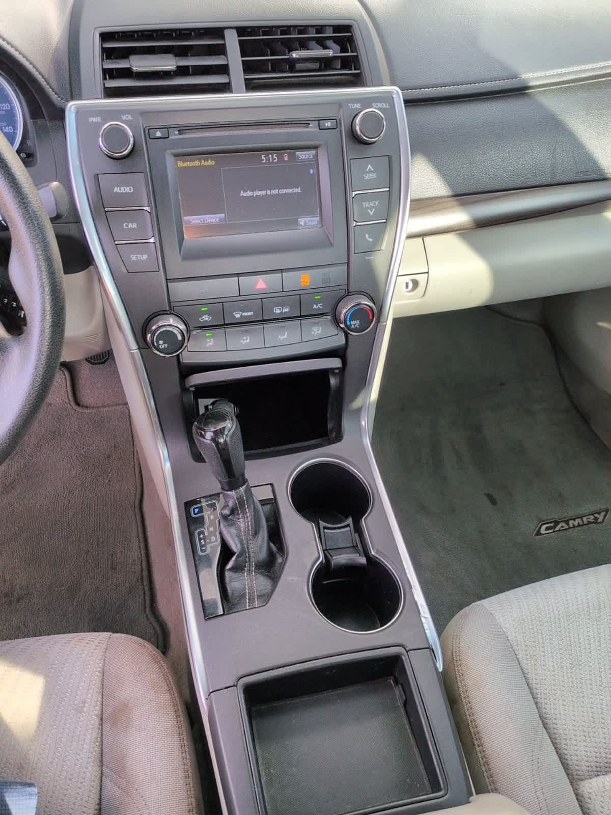 Used 2016 Toyota Camry LE FWD image 14