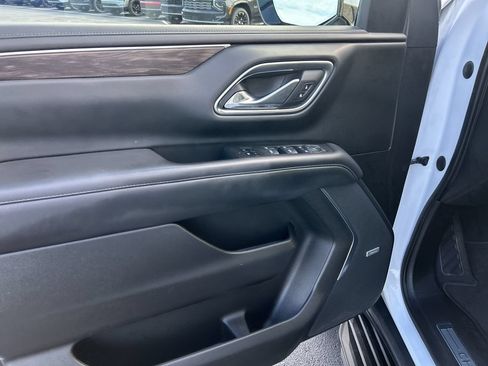 Used 2021 Chevrolet Tahoe LT w/ LT Signature Package AWD/4WD image 20