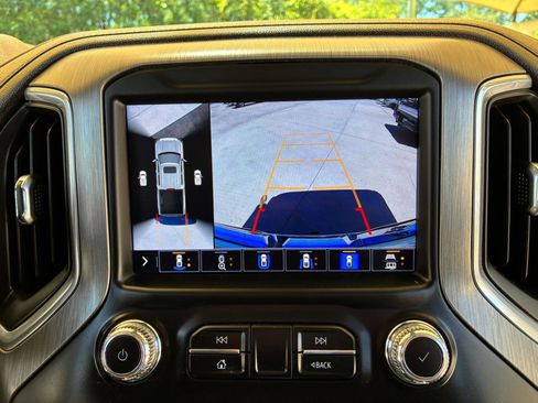 Used 2021 GMC Sierra 1500 Denali w/ Denali Ultimate Package AWD/4WD image 24