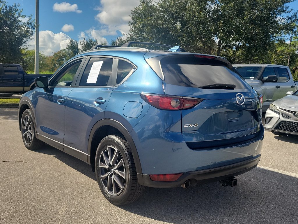 Used 2018 MAZDA CX-5 Touring w/ Preferred Equipment Package FWD image 6