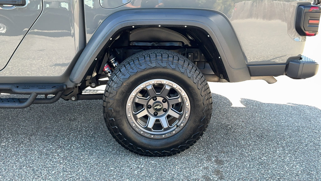 Used 2022 Jeep Gladiator Mojave w/ Trailer Tow Package AWD/4WD image 10