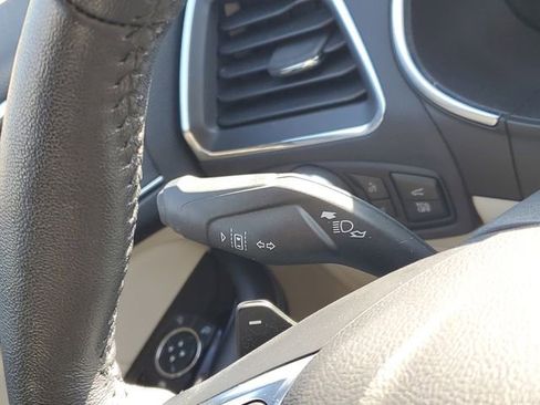 Used 2020 Ford Edge Titanium AWD/4WD image 15
