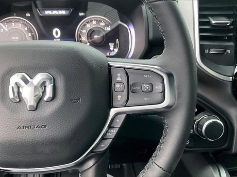 New 2026 RAM 1500 4x4 Crew Cab image 29