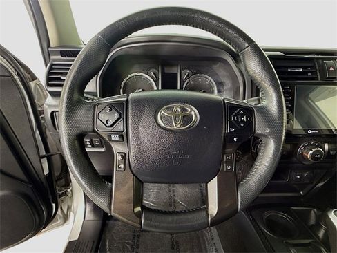 Certified 2022 Toyota 4Runner TRD Off-Road Premium image 11