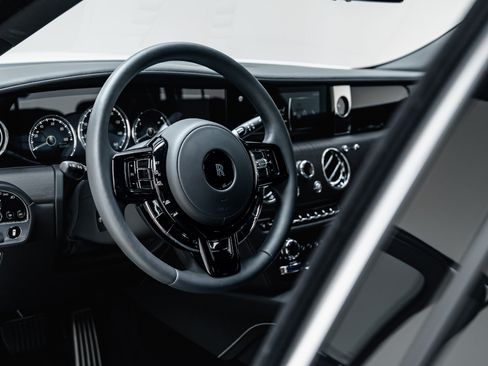 Used 2022 Rolls-Royce Ghost AWD/4WD image 38