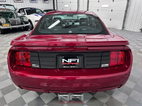 Used 2006 Ford Mustang GT Premium image 9