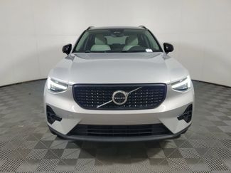 Certified 2024 Volvo XC40 B5 Ultimate w/ Protection Package Premier AWD/4WD video 2