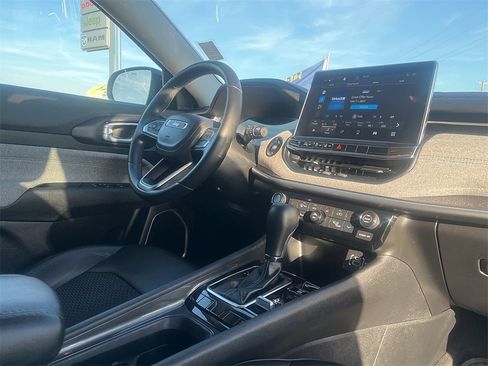 Used 2022 Jeep Compass Latitude w/ Convenience Group image 12