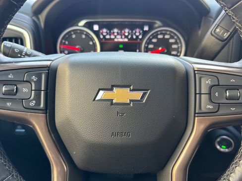 Used 2022 Chevrolet Silverado 3500 High Country w/ Safety Package II AWD/4WD image 29